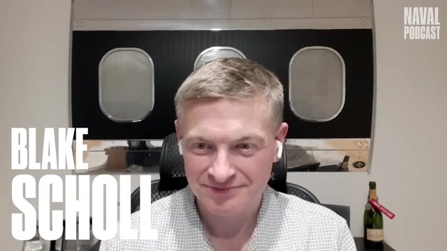 Blake Scholl（Boom Supersonic 创始人，「两名工程师设计一整台喷气发动机」「RAG 几分钟跑完 200 页适航文档」的提出者）