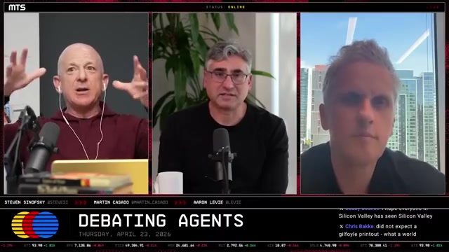 节目字幕条打出全场主题「DEBATING AGENTS」