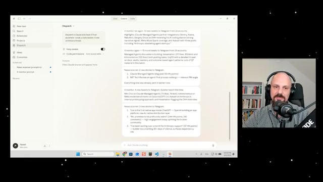 桌面端的 Dispatch（派单台）标签页——像「对讲机」一样并行跑多个后台任务，每完成一个就回报状态（如「32 new tweets to Telegram from 28 accounts」），左侧带 Keep awake / Code permissions 开关；手机端是同一界面（71:40）